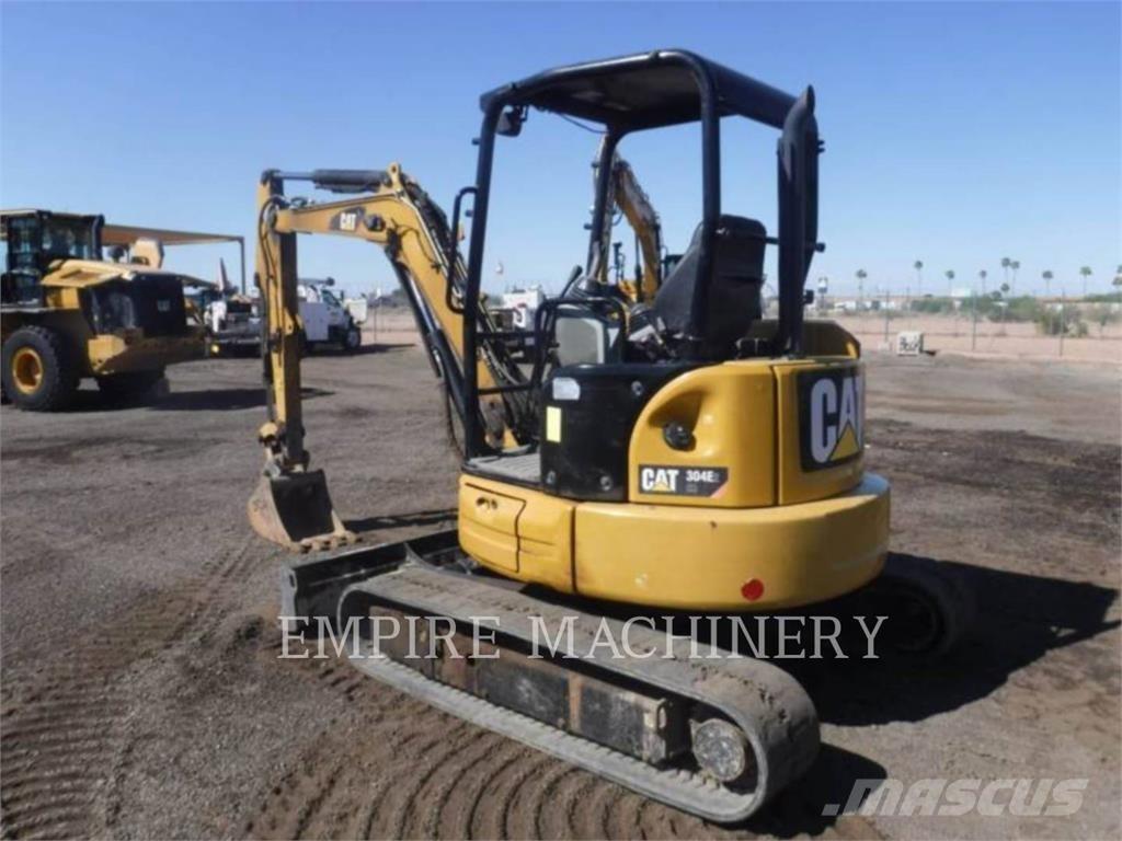 CAT 304E2 Pelle sur chenilles