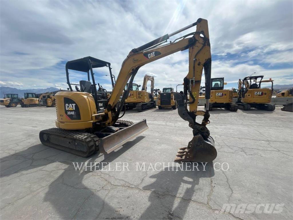 CAT 304E2 C1TH Pelle sur chenilles