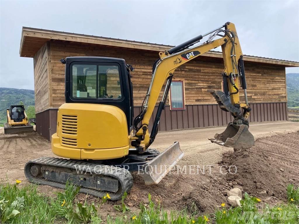 CAT 304E2 THB Pelle sur chenilles