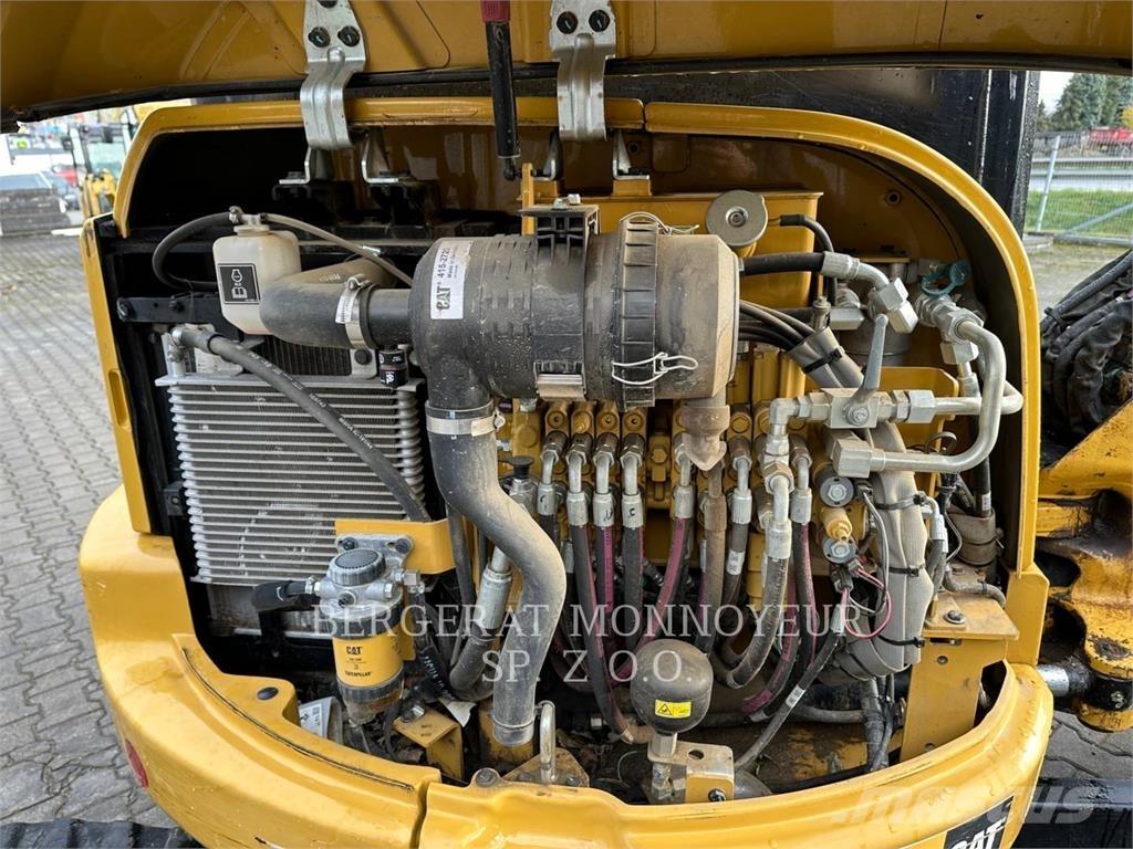 CAT 304E2CR Pelle sur chenilles