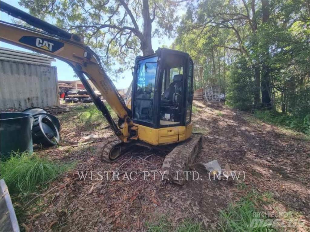 CAT 304E2CR Pelle sur chenilles