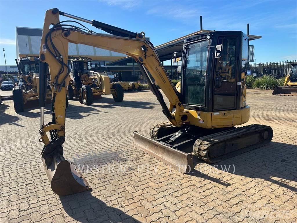 CAT 304E2CR Pelle sur chenilles