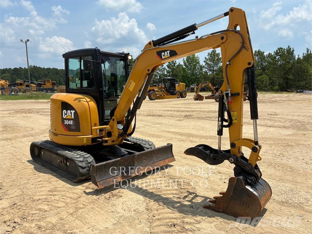 CAT 304E2CR Pelle sur chenilles