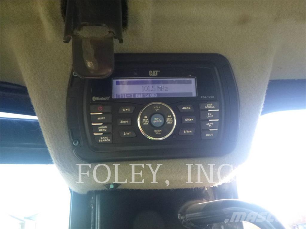 CAT 304E2CR Pelle sur chenilles