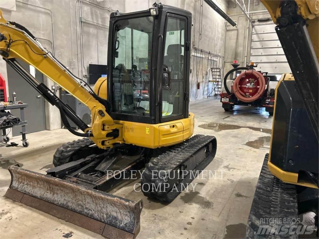CAT 304E2LC Pelle sur chenilles
