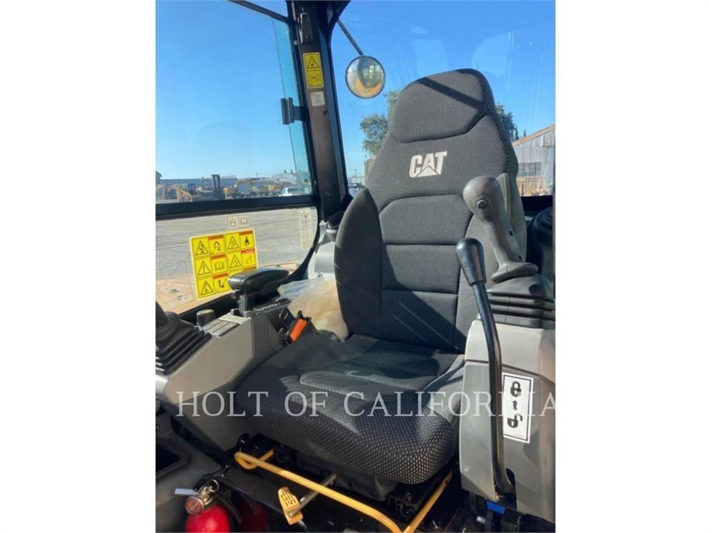 CAT 305 Pelle sur chenilles
