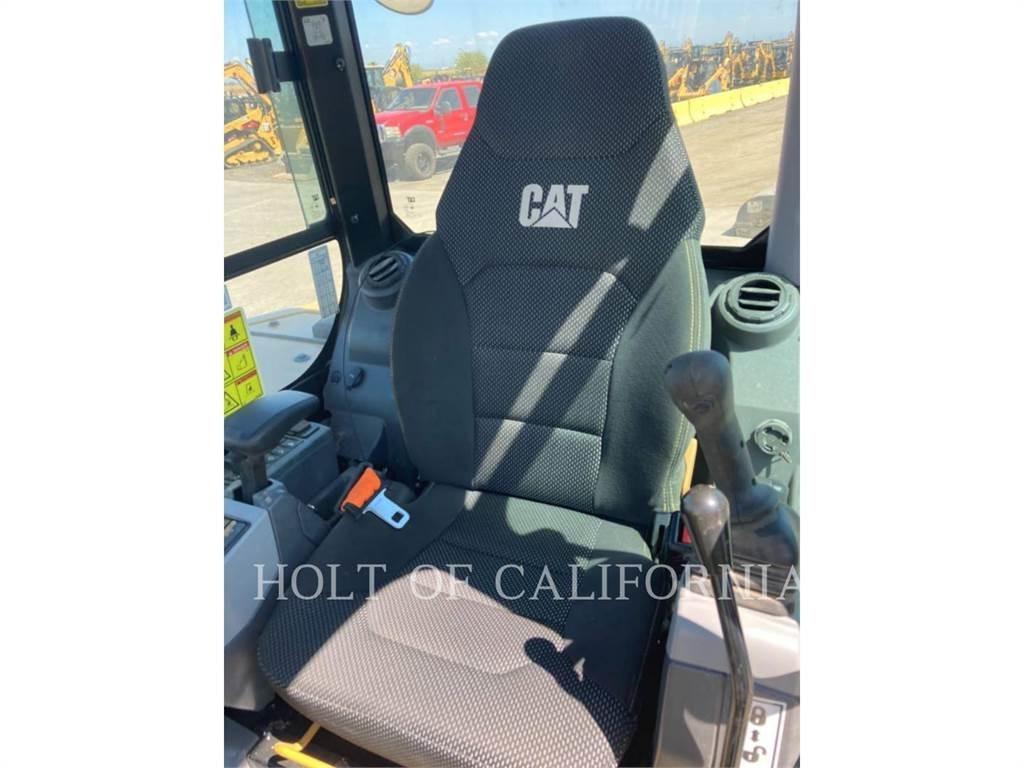 CAT 305 Pelle sur chenilles