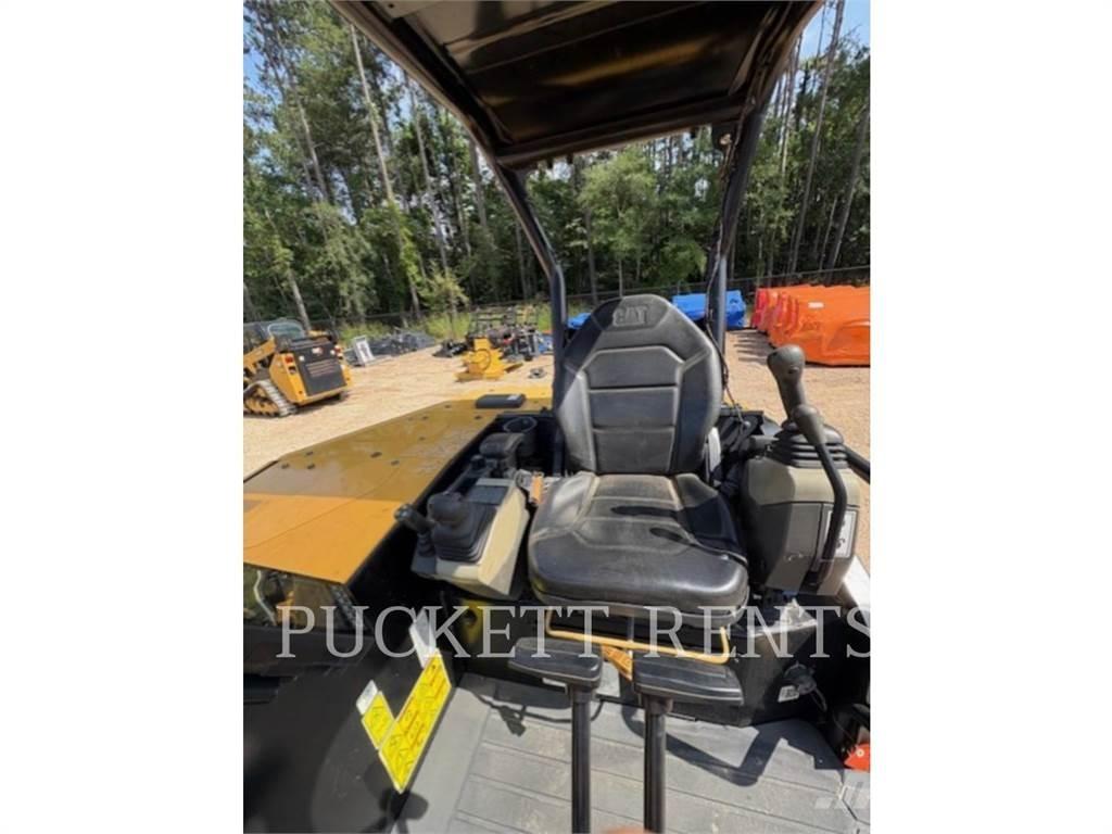 CAT 305-07CR Pelle sur chenilles
