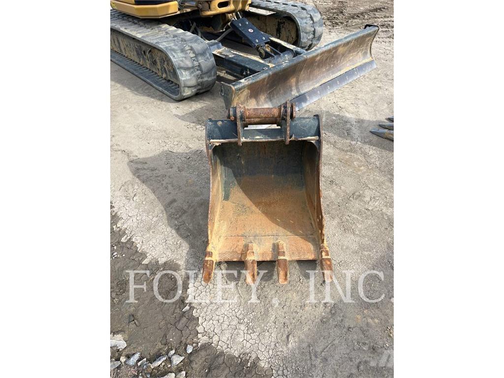 CAT 305-07CR Pelle sur chenilles