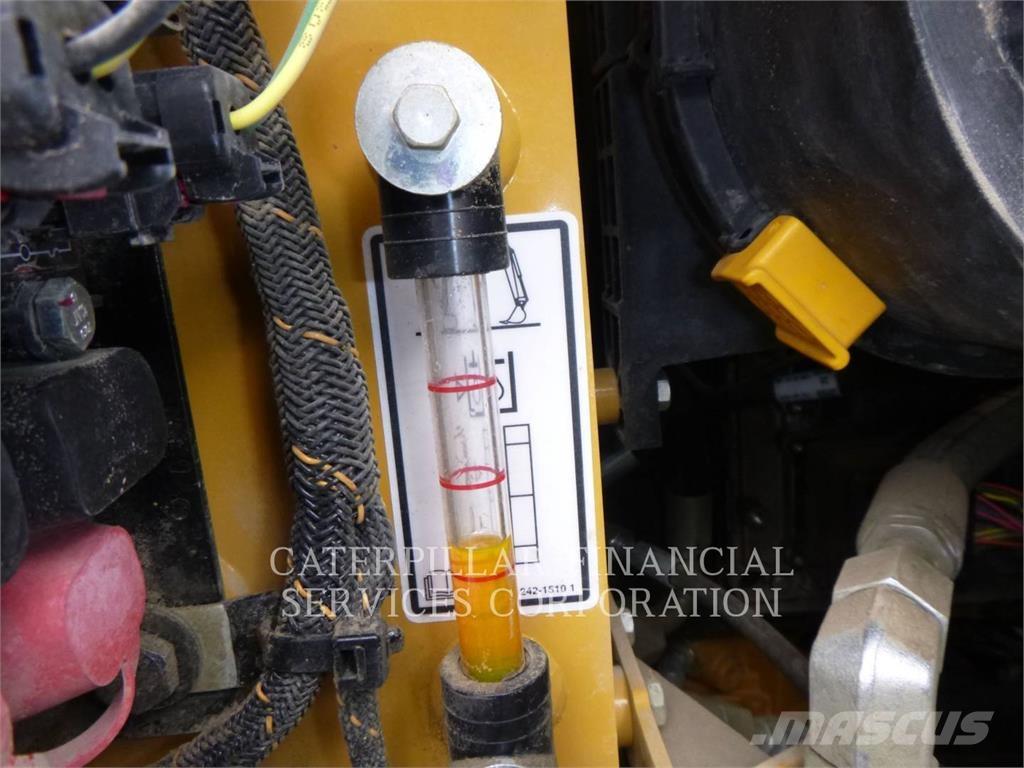 CAT 305-07CR Pelle sur chenilles