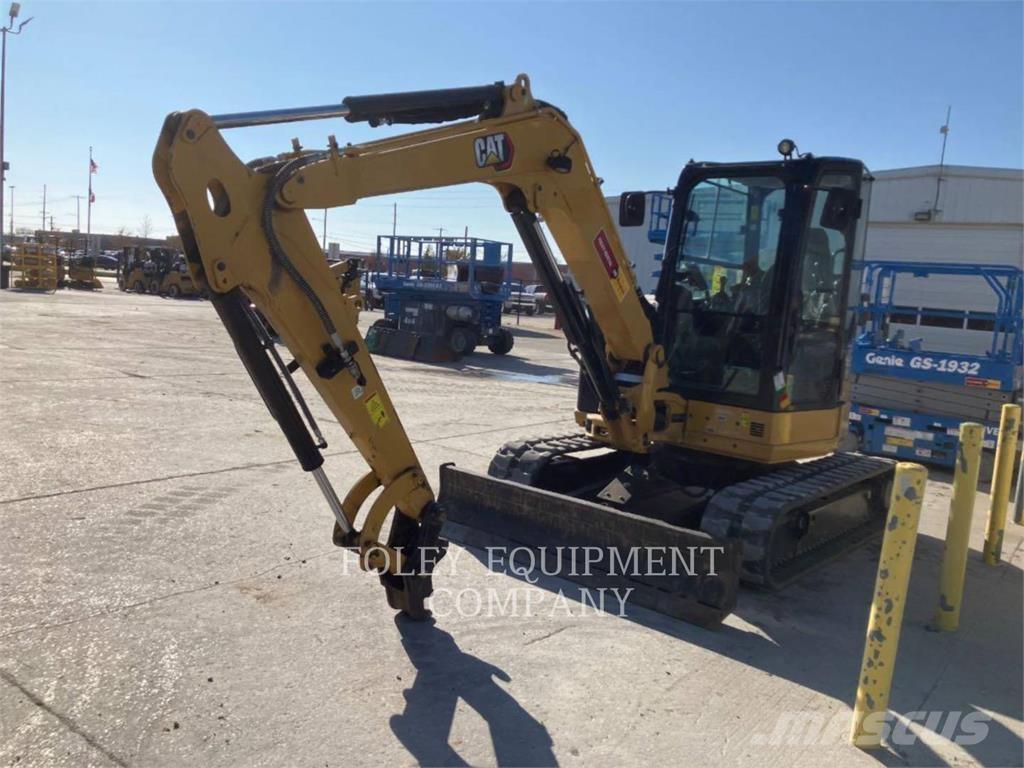 CAT 305-07LC Pelle sur chenilles