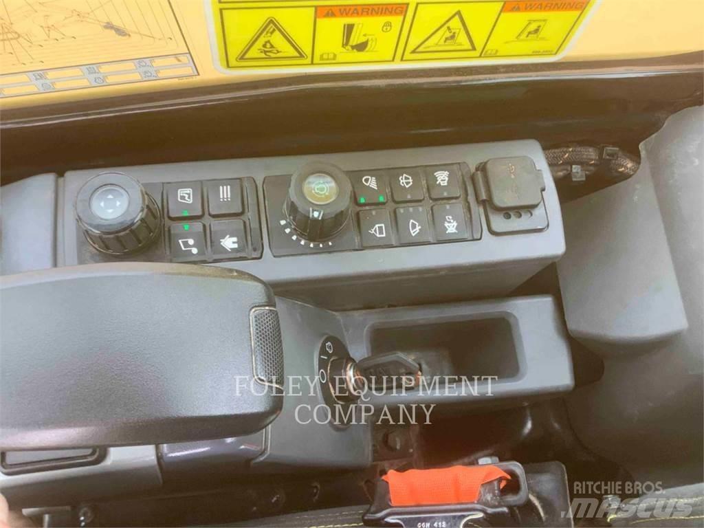 CAT 305-07LC Pelle sur chenilles