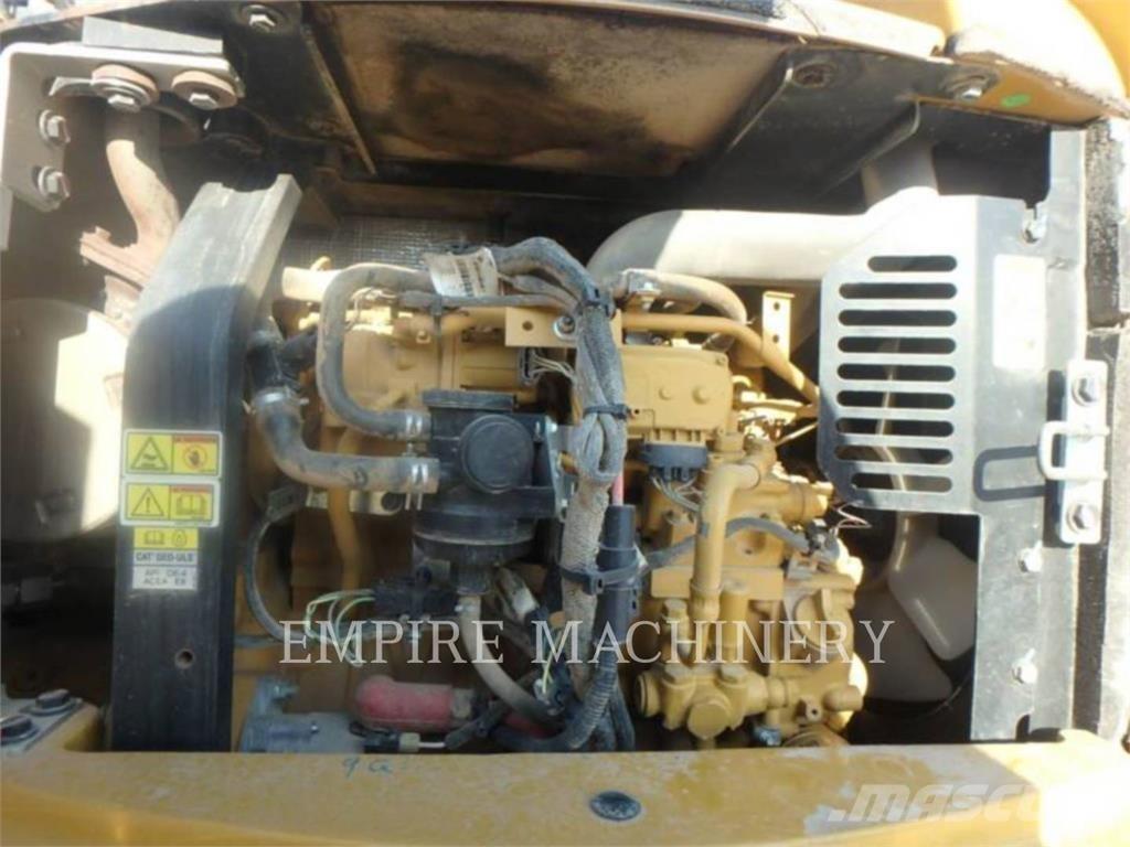 CAT 305.5E Pelle sur chenilles