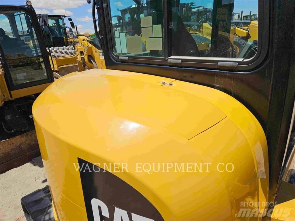 CAT 305.5E2 Pelle sur chenilles