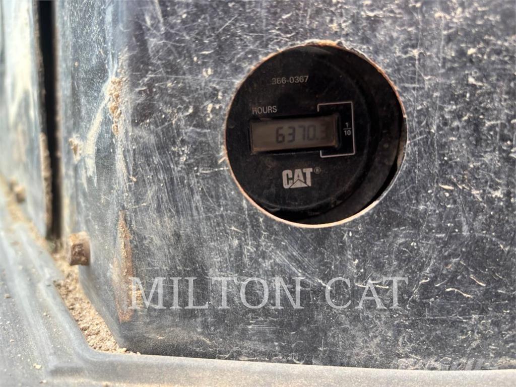 CAT 305.5E2 Mini pelle < 7t