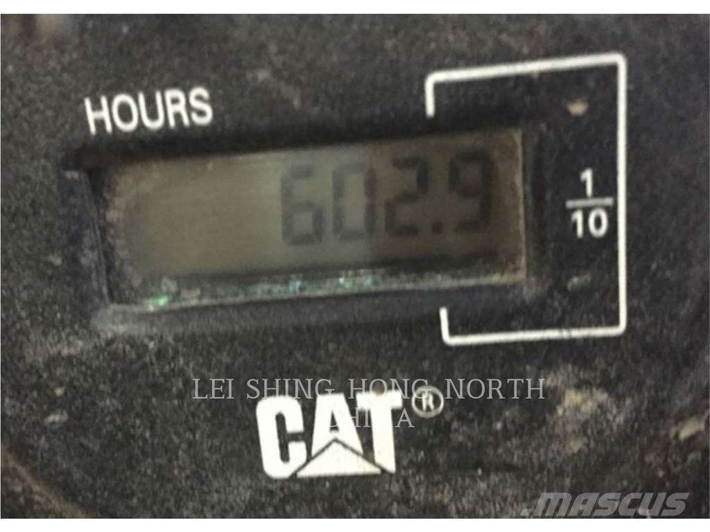 CAT 305.5E2 Pelle sur chenilles