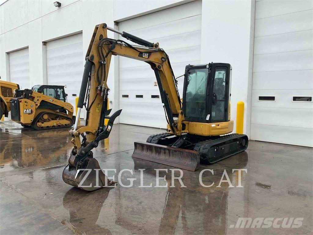 CAT 305.5E2CR Pelle sur chenilles