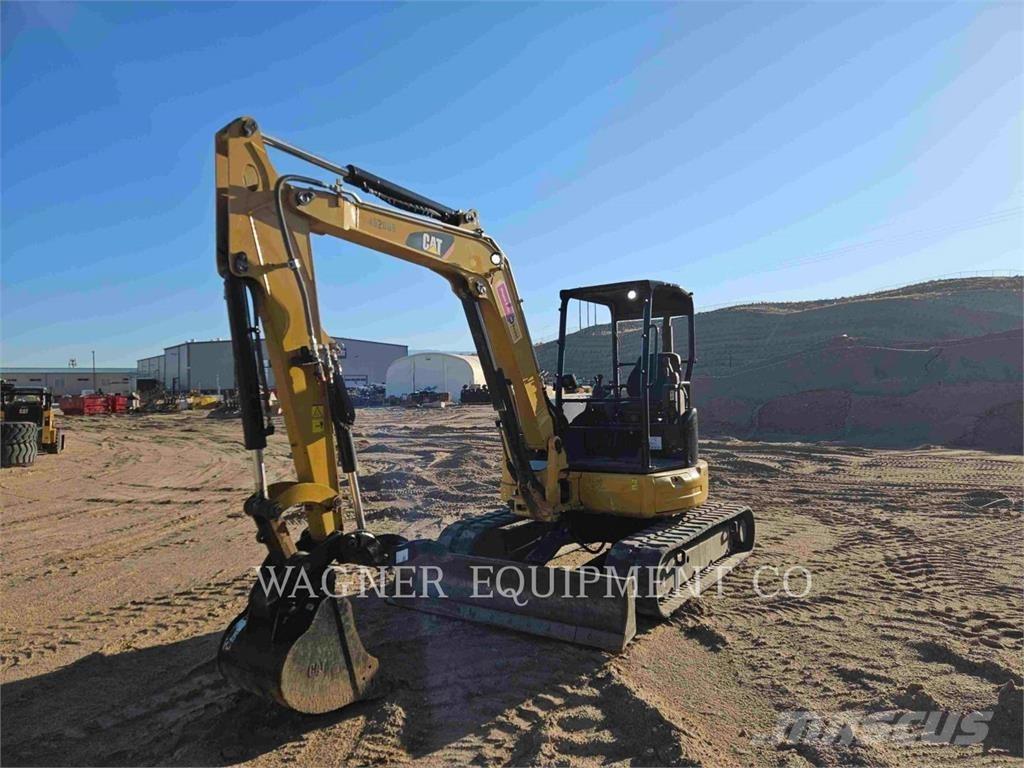 CAT 305.5E2CR Pelle sur chenilles