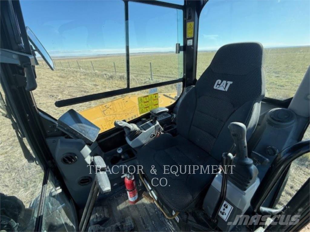 CAT 305 CRCB Pelle sur chenilles