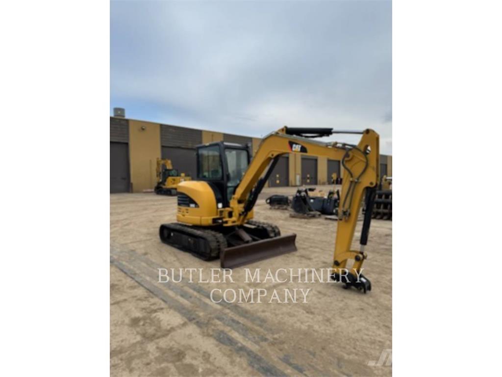 CAT 305C Pelle sur chenilles