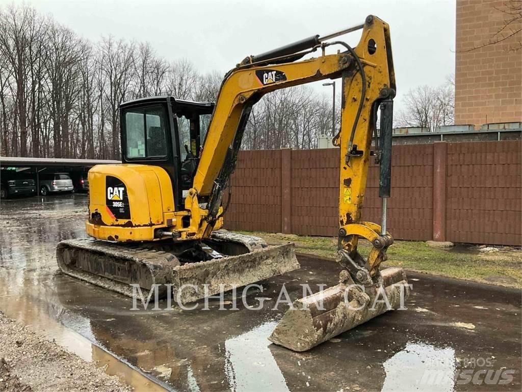 CAT 305E2CR Pelle sur chenilles