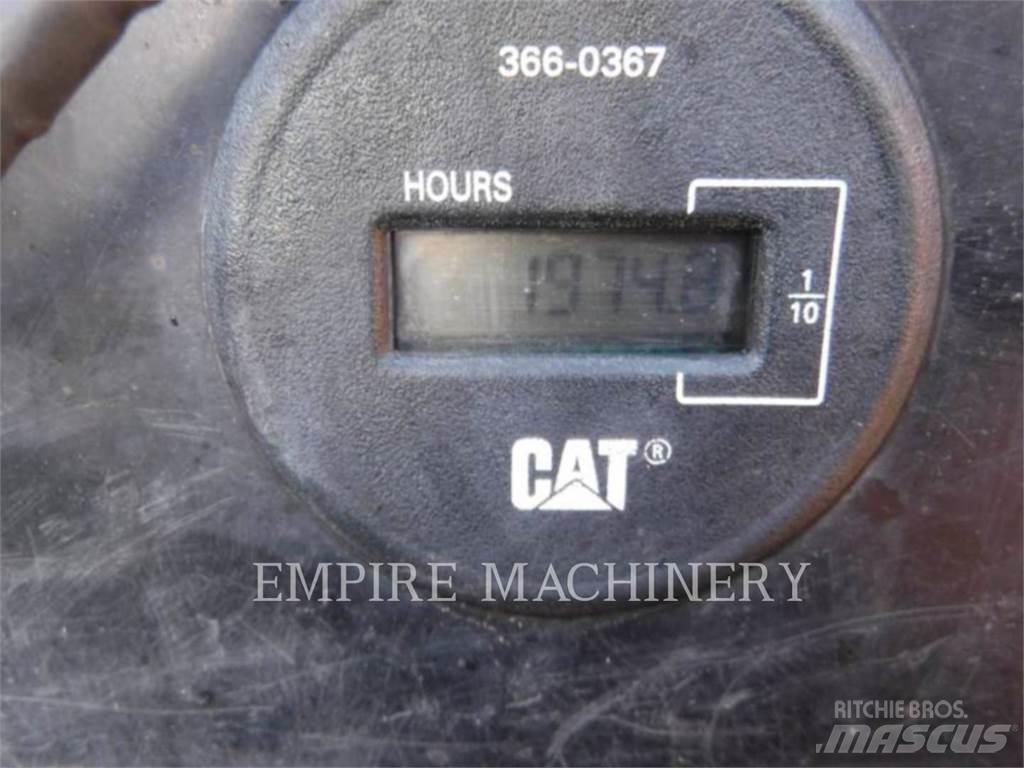 CAT 305E2CR Pelle sur chenilles