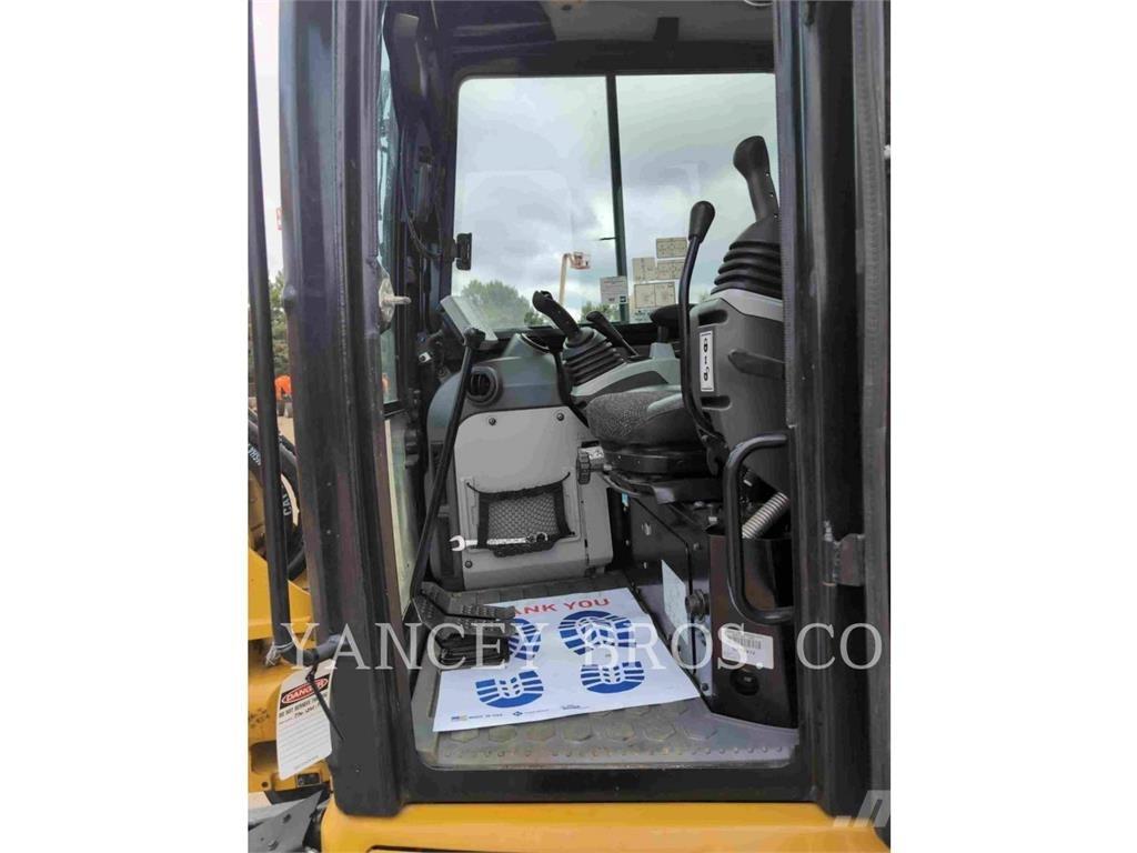 CAT 305E2CR Pelle sur chenilles