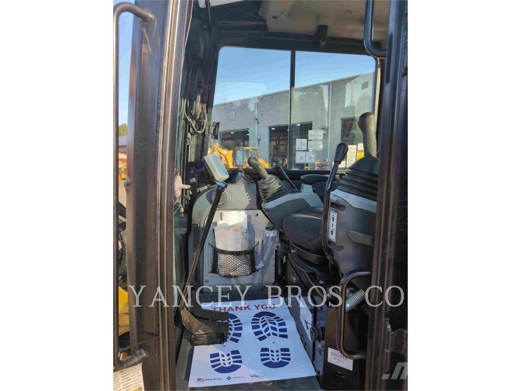CAT 305E2CR Pelle sur chenilles
