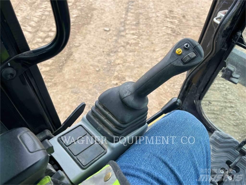 CAT 306 Pelle sur chenilles