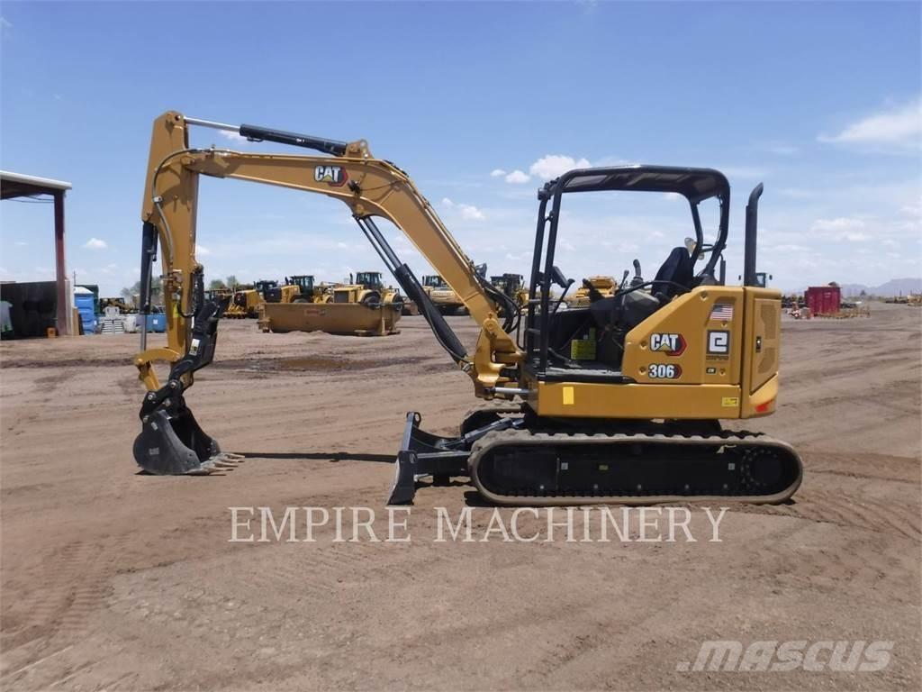 CAT 306 Pelle sur chenilles