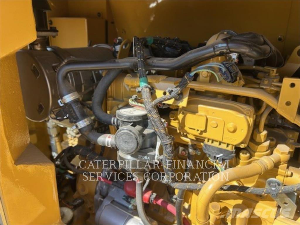CAT 306 Pelle sur chenilles