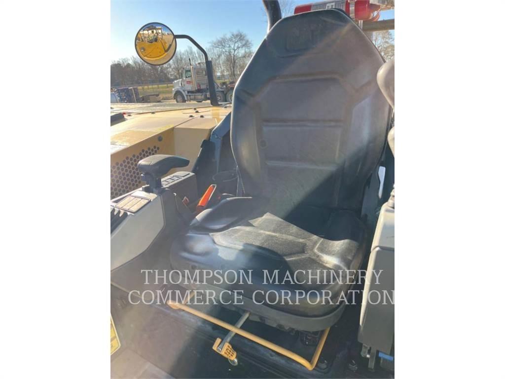 CAT 306 Pelle sur chenilles