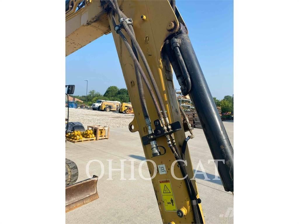 CAT 306 07AB Mini pelle < 7t
