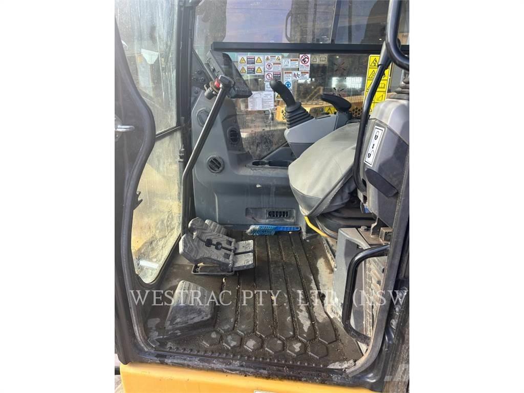CAT 306-07CR Pelle sur chenilles