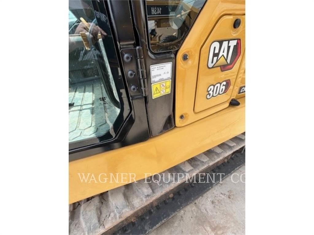 CAT 306 CR THB Pelle sur chenilles