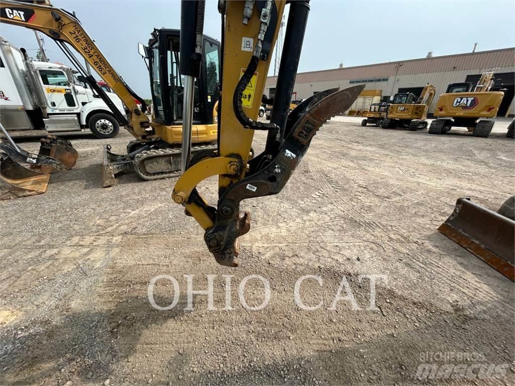 CAT 30607CR Mini pelle < 7t