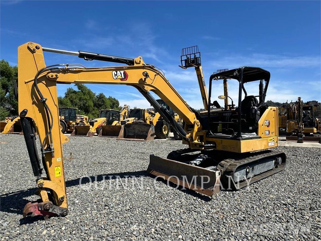 CAT 30607CR Pelle sur chenilles