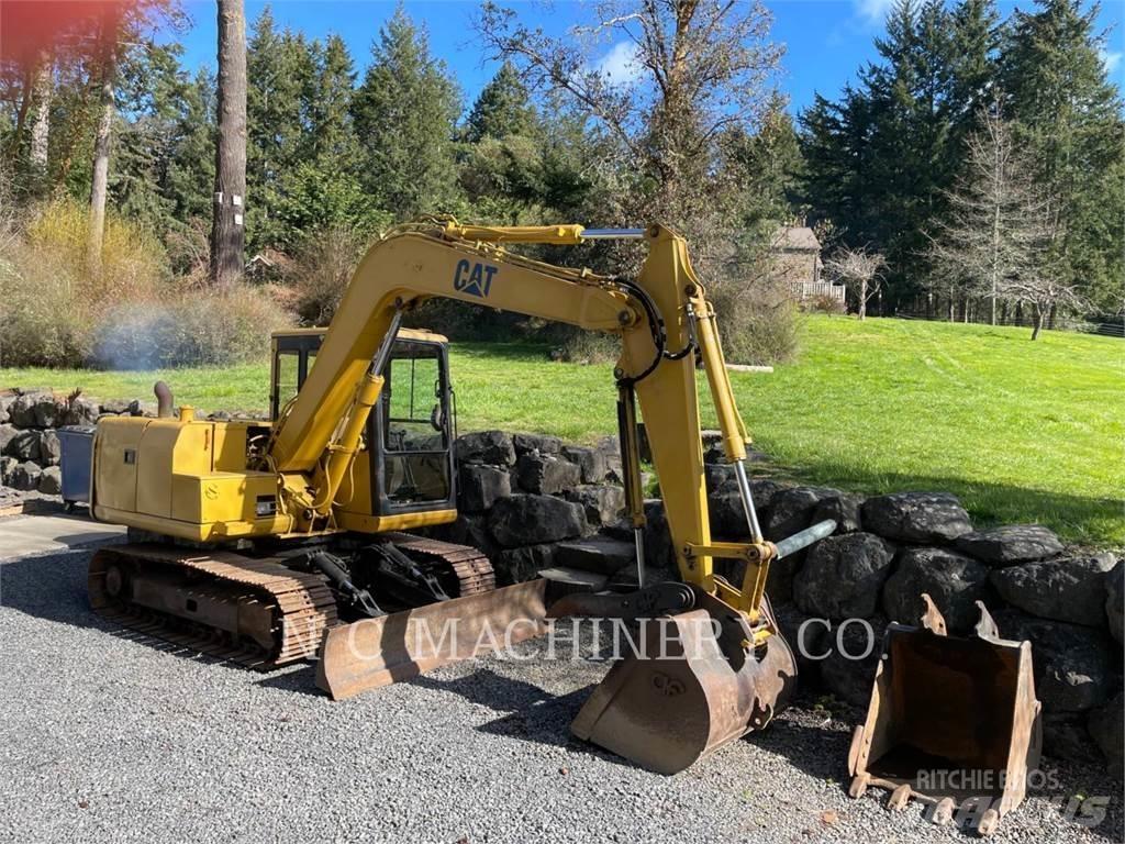 CAT 307 Pelle sur chenilles