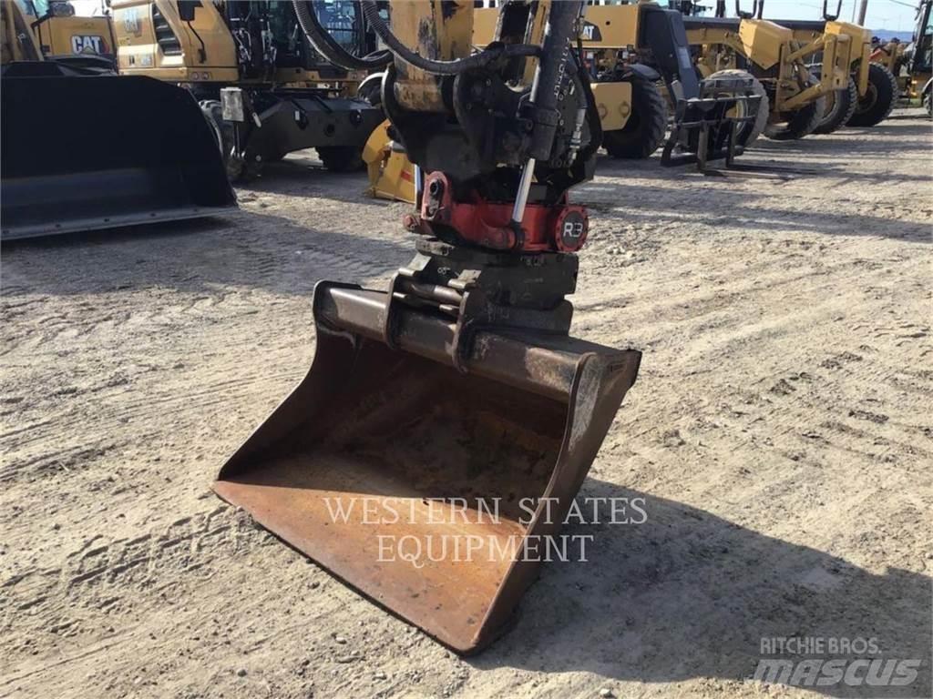 CAT 308 Pelle sur chenilles