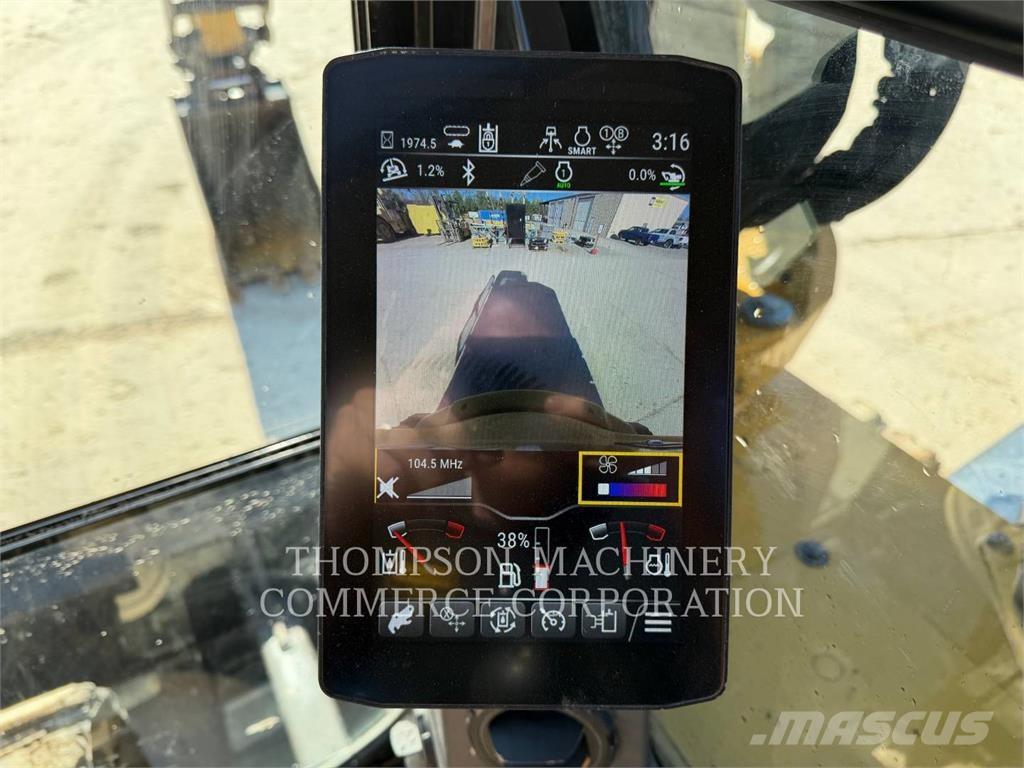 CAT 308 Pelle sur chenilles