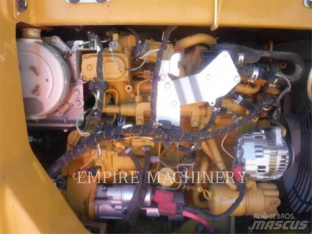 CAT 308E2 SB Pelle sur chenilles