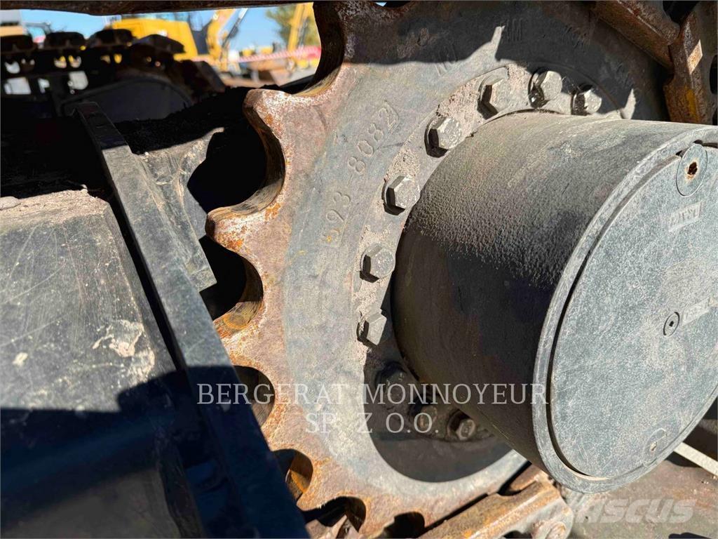 CAT 310 Pelle sur chenilles