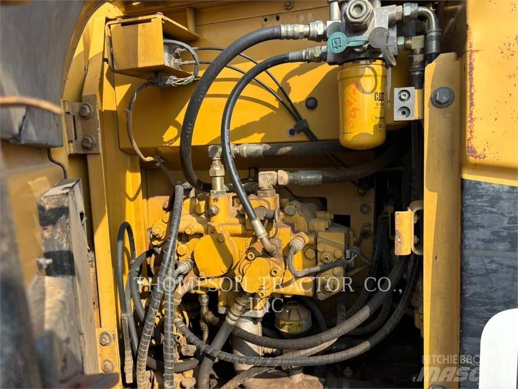 CAT 312CL Pelle sur chenilles