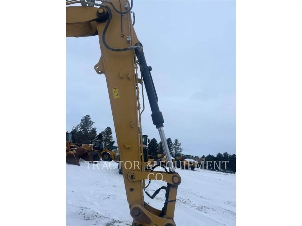 CAT 313 Pelle sur chenilles
