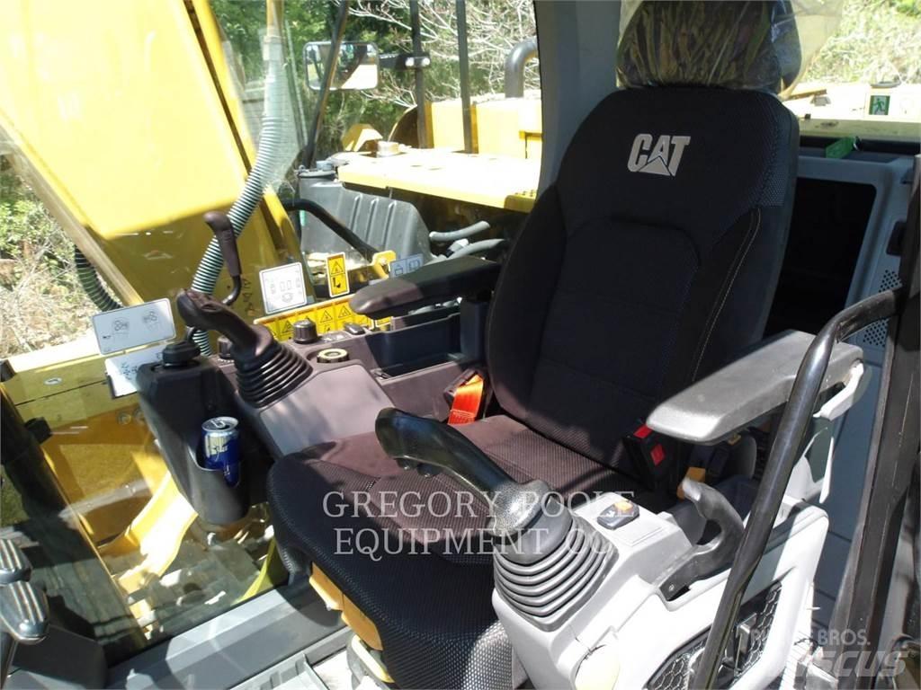 CAT 313 Pelle sur chenilles