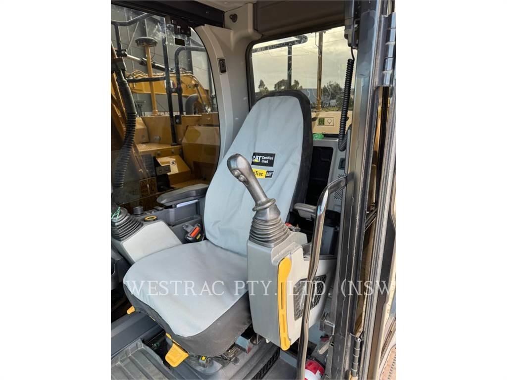 CAT 315-07- 3D Pelle sur chenilles