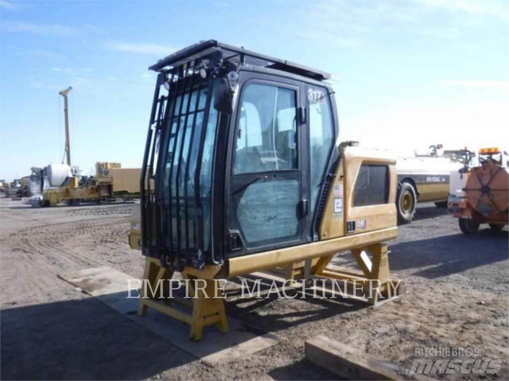 CAT 317-07UPPR Pelle sur chenilles