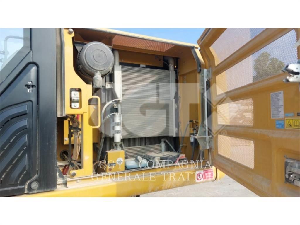CAT 318F Pelle sur chenilles