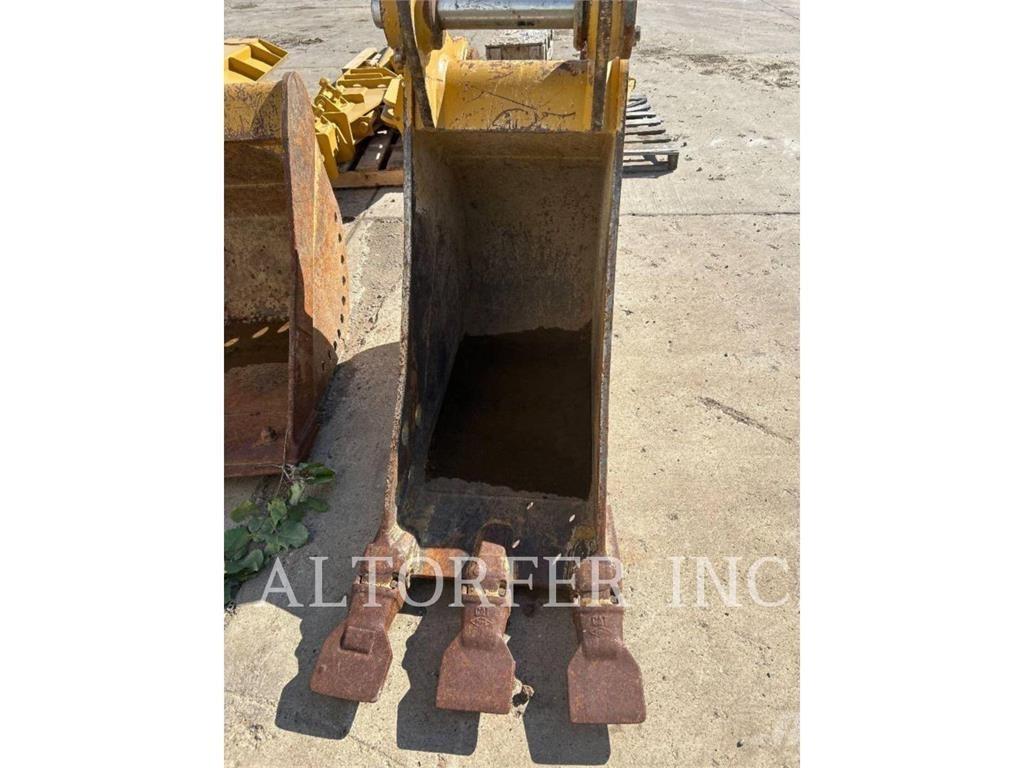 CAT 318FL 2D Pelle sur chenilles