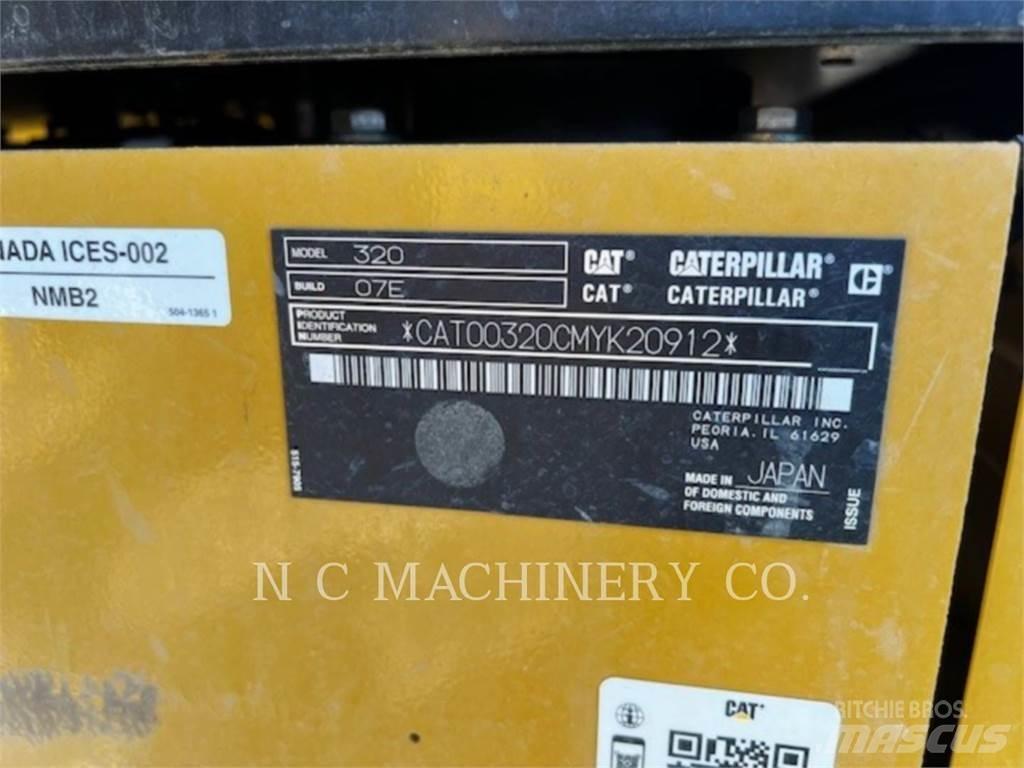 CAT 320 Pelle sur chenilles